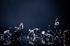 100년의 시간을 공유하는 춤, 춤을 만드는 과정도 춤이다! | 한국경제 100년의 시간을 공유하는 춤, 춤을 만드는 과정도 춤이다!