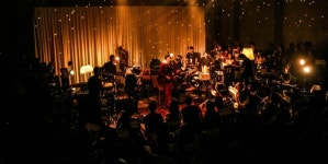 재즈를 감상한다는 것은 음악 창작 과정에 동참하는 것이다 | 한국경제 재즈를 감상한다는 것은 음악 창작 과정에 동참하는 것이다