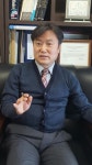 부산-삼포시대 5권까지 출고한 문성근 변호사 | 한국경제 부산-삼포시대 5권까지 출고한 문성근 변호사