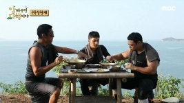 [91회] 한 놈만 노린다 ‘근육 삼 형제’ 성훈 X 박준형 X 양치승, 닭과의 복수혈전 펼치다?!♨ | 안싸우면 다행이야; | 만나면 좋은 친구 MBC... 