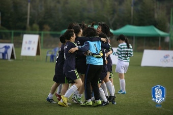 KFA | 대한축구협회 [나이키 풋볼리그 왕중왕전] ‘복수혈전’ 제주영주고 여자 고등부 우승