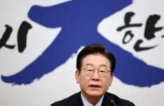 이재명 총구, 밖을 향했으면…대선 패배 책임론 갈등 재부상 - 국내보수 마이너 갤러리