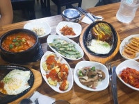 정문 밥집 이모네