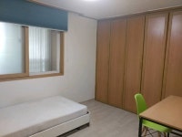 [가격인하!!] [즉시 입주 가능]신이문역초역세권 동대문구 이문동 쌍용아파트 42평 드레스방(42만원) 하우스메이트 ( 붙박이장 有) 구해요^^