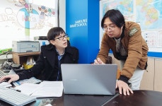 창수초 6학년 1반의 스마트한 1교시 – Samsung Newsroom Korea 연필 대신 S펜을 쥐다! 창수초 6학년 1반의 스마트한 1교시