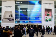 [MWC24 현장] 유럽에서도 인기몰이…갤럭시 S24 시리즈와 갤럭시 링 – Samsung Newsroom Korea [MWC24 현장] 유럽에서도 인기몰이... 