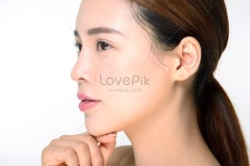미녀가 화장을 하고 있다 사진 무료 다운로드 - Lovepik 미녀가 화장을 하고 있다