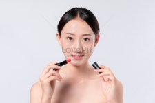 미녀가 립스틱을 바르다 사진 무료 다운로드 - Lovepik 미녀가 립스틱을 바르다