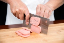 요리사가 고기를 썰다 사진 무료 다운로드 - Lovepik 요리사가 고기를 썰다