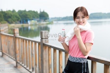 야외 운동하는 여자. 사진 무료 다운로드 - Lovepik 야외 운동하는 여자.