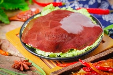  신선한 돼지 고기 간