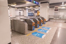  지하철 출구