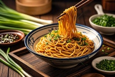  파기름을 넣은 전통 국수