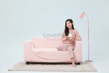 집에 서 여 유 롭 게 커피 를 마시다 사진 무료 다운로드 - Lovepik 집에 서 여 유 롭 게 커피 를 마시다