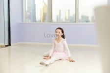 무용 실 발레 하 는 소녀 사진 무료 다운로드 - Lovepik 무용 실 발레 하 는 소녀