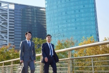 직장에 통근 하는 비즈니스 남자 사진 무료 다운로드 - Lovepik 직장에 통근 하는 비즈니스 남자