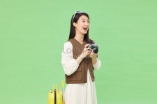 해외 여행을 다니는 젊은 여성들이 사진을 찍고 기록합니다. 사진 무료 다운로드 - Lovepik 해외 여행을 다니는 젊은 여성들이 사진을 찍고... 