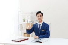금메달 자산 관리 영업 컨설턴트가 이미지를 좋아합니다 사진 무료 다운로드 - Lovepik 금메달 자산 관리 영업 컨설턴트가 이미지를 좋아합니다
