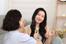 가장 친한 친구를위한 행복한 피부 관리 사진 무료 다운로드 - Lovepik 가장 친한 친구를위한 행복한 피부 관리
