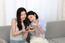 가장 친한 친구의 피부 관리 사진 무료 다운로드 - Lovepik 가장 친한 친구의 피부 관리