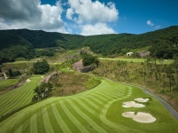 컨트리클럽 <르오네뜨CC> : SBS ‘자연 속에서 자연을 마주하다’ 프리미엄의 기준을 새롭게 쓰는 컨트리클럽 <르오네뜨CC>