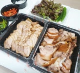 연휴의 시작은 족발보쌈.jpg
