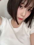 한국 교복 입은 아오이 이부키