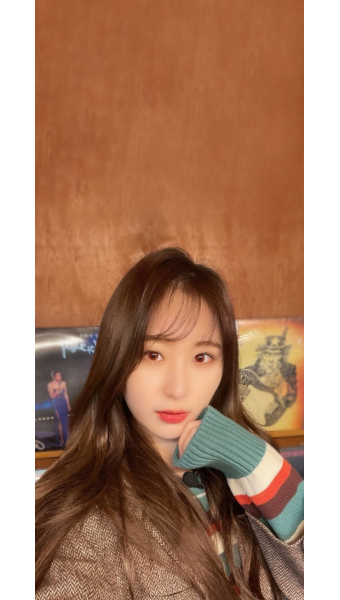 이채연