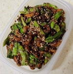 밑반찬들 이것저것 만들어서 먹었어요.