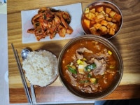 고기가 수북하이 한가득 있습니다~^^