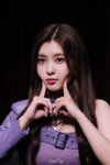 김다연