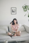윤지