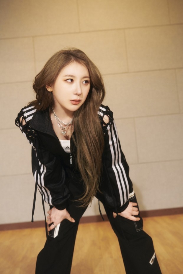 가수 이채연, 워터밤 무대를 위해 모발 이식 고백 탈모로부터 자유로워지기 위해 선택