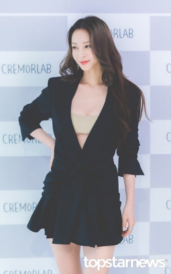 한예슬 과감한 언더붑 패션 고화질