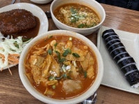 라면 돈까스 김밥
