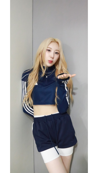 이채연