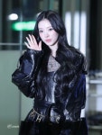 출국하는 안나 (미야오)