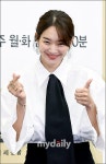 [MD포토] 신민아, `오늘 기분 최고에요!` - 마이데일리 [MD포토] 신민아, 오늘 기분 최고에요!