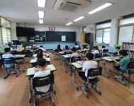 ˝맛과 영양까지˝ 익산 돌봄교실 방학 도시락 인기:경인투데이뉴스 ≪경인투데이뉴스≫ ˝맛과 영양까지˝ 익산 돌봄교실 방학 도시락 인기