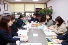 영통구 청명고등학교 학부모회 간담회 개최:경인투데이뉴스... 이희승 보건복지위원장수원특례시 영통구 청명고등학교 학부모회 간담회 개최