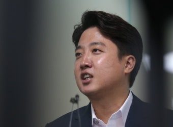 이준석, 압도적 새로움 강조하며 광주에서 지지 호소
