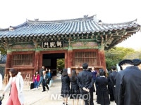 공주시 근대문화거리 ‘칠공주’, 7080 추억의 명소로 인기! | 뉴스로