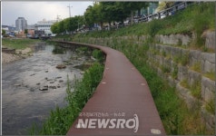 대전 동구, 대동천 산책로 확장 및 안전난간 설치 추진 | 뉴스로