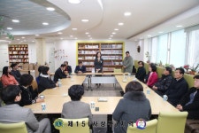 - 국제라이온스협회 355-A(부산)지구, 모라종합사회복지관 보수공사... 355-A(부산)지구, 모라종합사회복지관 보수공사 후원금 전달