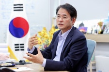 이동환 고양시장, “정신건강 지원서비스 강화해 마음도 건강한 도시 만들겠다” | 뉴스로