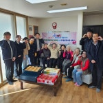 매탄4동 ㈜창성BK & ㈜밀코 동수원 서비스, 설 명절 맞아 경로당 어르신께 떡과 과일 후원 | 뉴스로