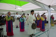 기장군, 일광 이천항 일원 ‘전통 풍어제’ 개최… 풍어와 안녕을 기원하는 전통문화 축제의 향연 | 뉴스로