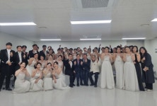 배낙호 김천시장 봄밤음악회에서 시민들과 첫 대면 | 뉴스로