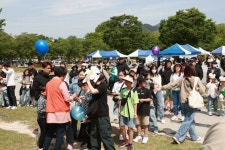 ‘1000명 동심 가득’ 의령군 즐거운 어린이날 행사 마무리 | 뉴스로