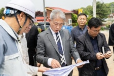 윤환 계양구청장, 다남동 경로당 신축 현장 점검 | 뉴스로